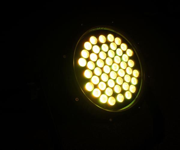 El par de DMX 512 RGB DJ LED puede la vivienda de aluminio de las luces IP33 para la iluminación de la etapa